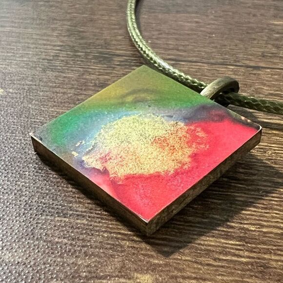 HANDCRAFTED Painted Pendant Necklace - Picture 5 of 6